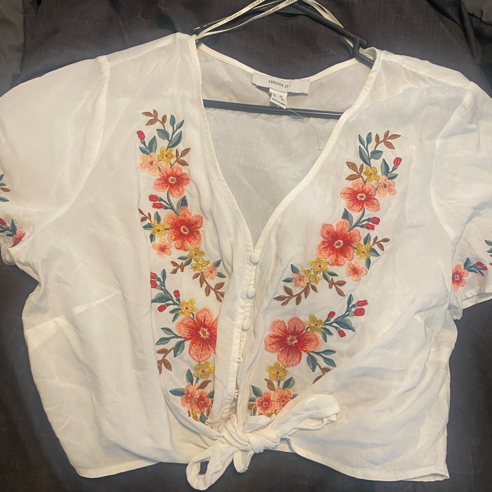 Forever 21 embroidered blouse